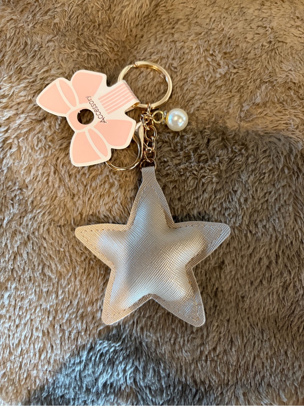 Star with pearl keychain/bag charm